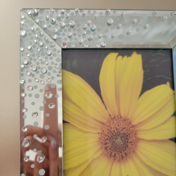 4x6 picture frame with crystal embellishment - Picture 5 of 7